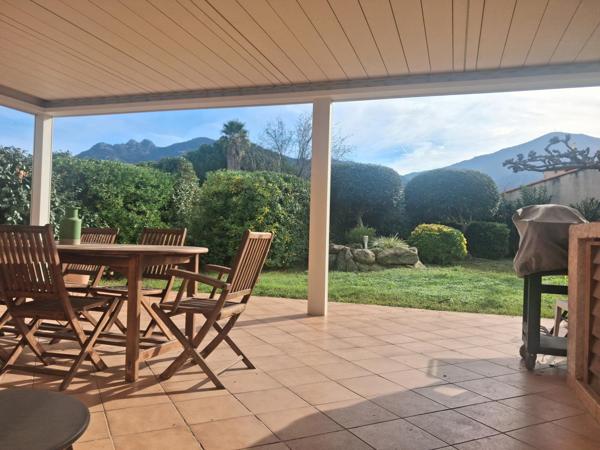 Villa 151 m² - 1238 m² - 4 ch + bureau - piscine