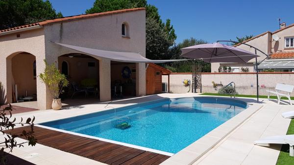 Villa 151 m² - 1238 m² - 4 ch + bureau - piscine