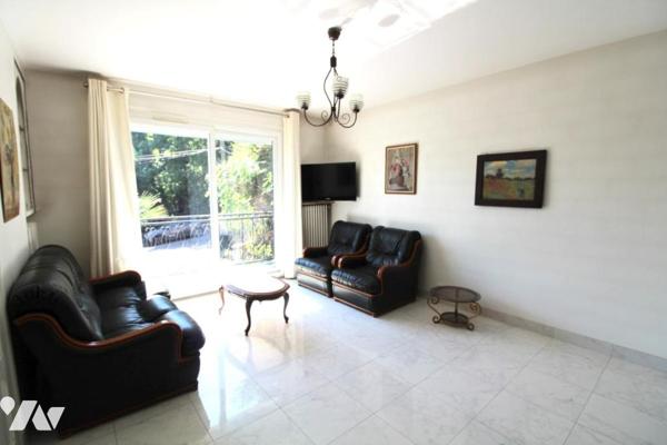 Maison de 3pièces et plus , avec combles aménagées et garage buanderie dans quartier calme