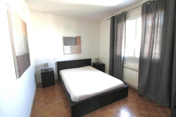 Maison de 3pièces et plus , avec combles aménagées et garage buanderie dans quartier calme