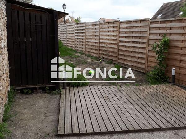 Location Appartement 3 pièces 70.48 m² - 19 AVENUE GERARD ANNEL Maulette 78550