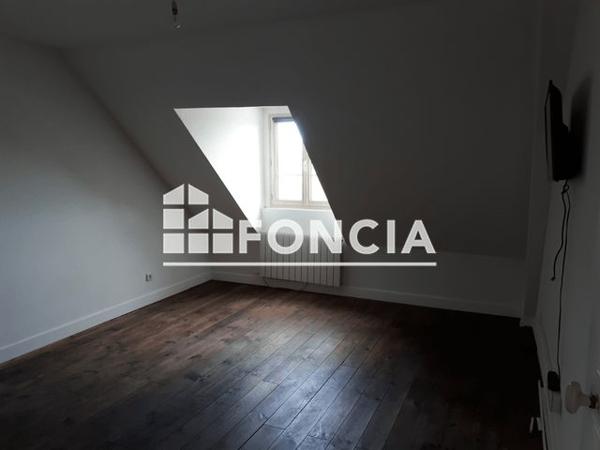 Location Appartement 3 pièces 70.48 m² - 19 AVENUE GERARD ANNEL Maulette 78550