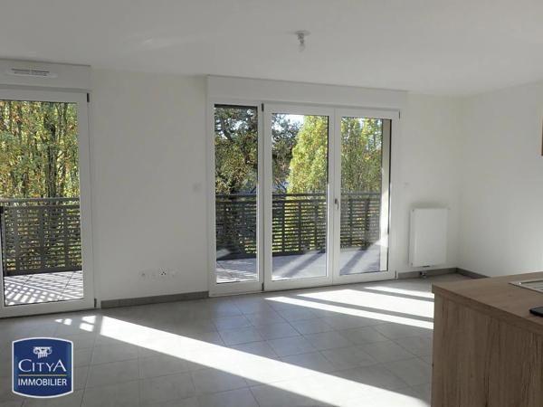 Appartement à louer 3 pièces 61.75m² Nantes (44300)