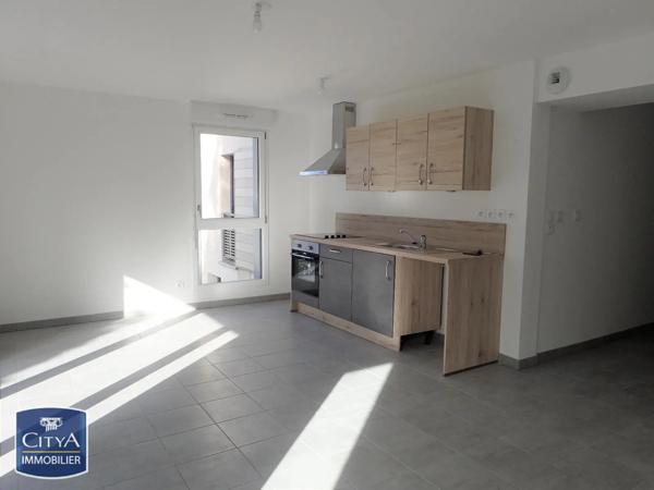 Appartement à louer 3 pièces 61.75m² Nantes (44300)