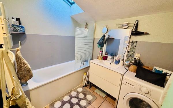 Appartement à vendre    2 pièces • 47,10 m2 Aubenas