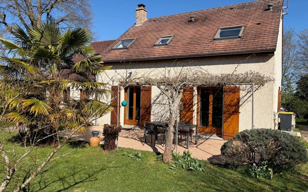 Maison à vendre    5 pièces • 108,46 m2 Rozay-en-Brie