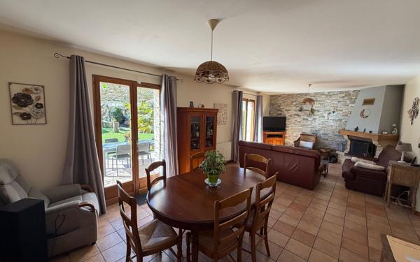 Maison à vendre    5 pièces • 108,46 m2 Rozay-en-Brie