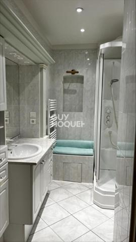 APPARTEMENT À VENDRE DE 4 PIÈCES DE 113,80 M²