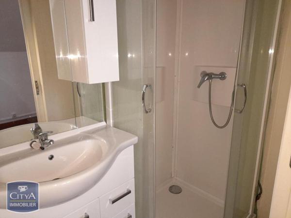 Appartement à louer 1 pièce 29.57m² Chambéry (73000)