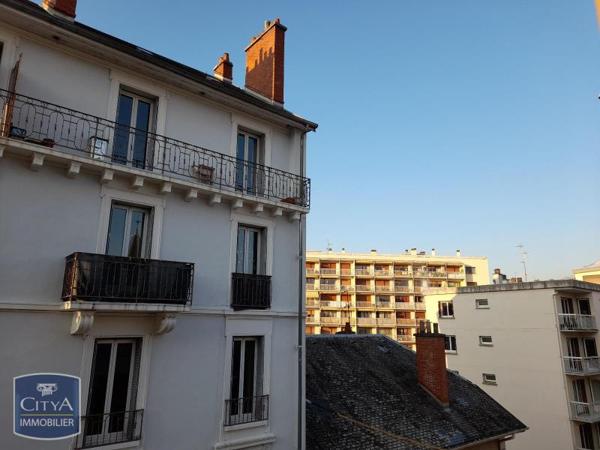 Appartement à louer 1 pièce 29.57m² Chambéry (73000)