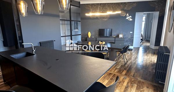 À vendre Appartement 7 pièces 237.2 m² - Grenoble 38000