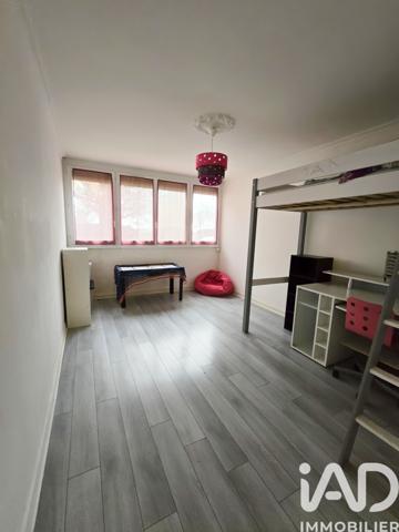 Appartement à vendre 4 pièces 79 m² Les Mureaux
