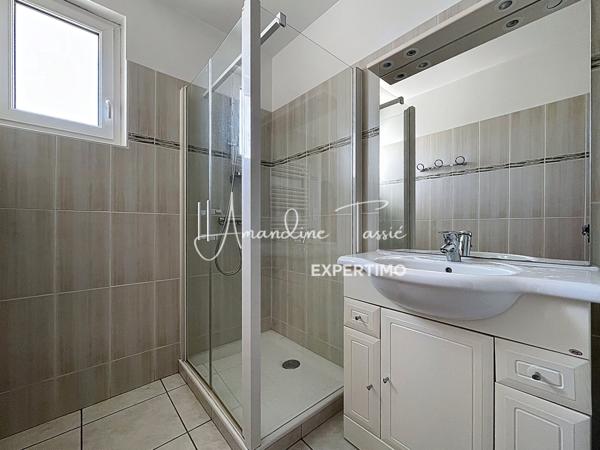 Millau (12100) Maison familiale avec potentiel locatif et son terrain d'environ 2000m²