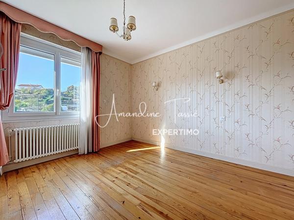 Millau (12100) Maison familiale avec potentiel locatif et son terrain d'environ 2000m²