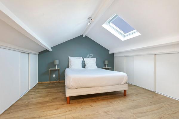 Versailles Montreuil Maison 7 pièces 167m² au sol sur parcelle de 300 m² environ avec garage €1 345 000 ** - Référence 26628