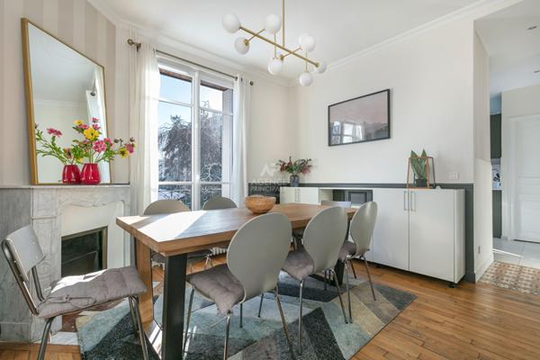 Versailles Montreuil Maison 7 pièces 167m² au sol sur parcelle de 300 m² environ avec garage €1 345 000 ** - Référence 26628