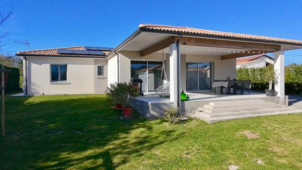 Maison à vendre à 2' de Saint Seurin sur L'Isle