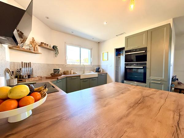 Maison à vendre à 2' de Saint Seurin sur L'Isle