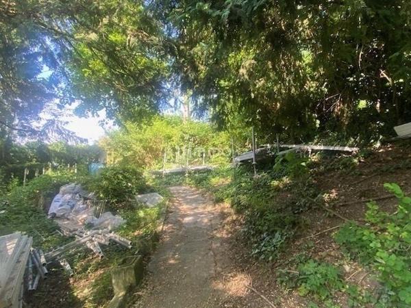 Terrain à bâtir de 1994m2