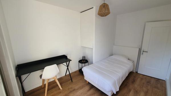 Finistère (29) – À vendre à Quimper Ouest : appartement T5 meublé en colocation de 91,07 m² habitables avec cave.