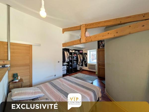 Maison de caractère à Triac Lautrait Exclusivité VIP réf 436237