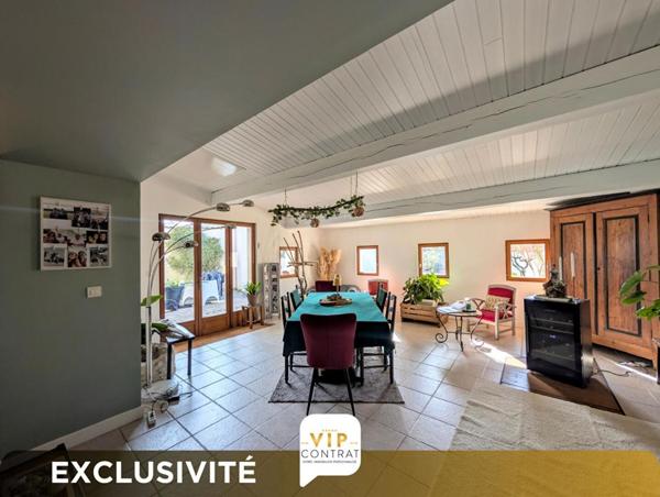 Maison de caractère à Triac Lautrait Exclusivité VIP réf 436237