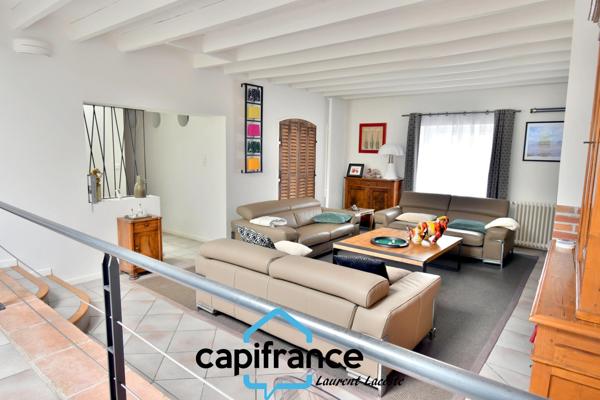 Maison à vendre 6 pièces BESSIERES (31) - 200 m² - Double garage - piscine