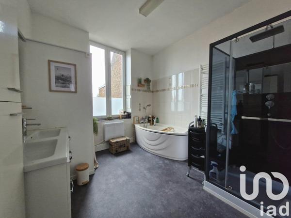 Maison 8 pièces de 167 m² à Somain (59490)