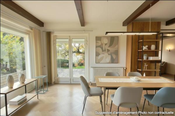 avec une vue des Alpes à Lyon, à vendre maison d'environ 223 m2 sur un terrain de 892 m2 BEYNOST (01)
