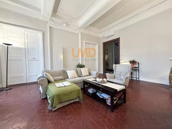 Maison de 243 m2 - Cachet - Cave