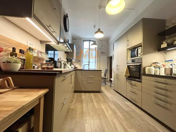 Maison de 243 m2 - Cachet - Cave