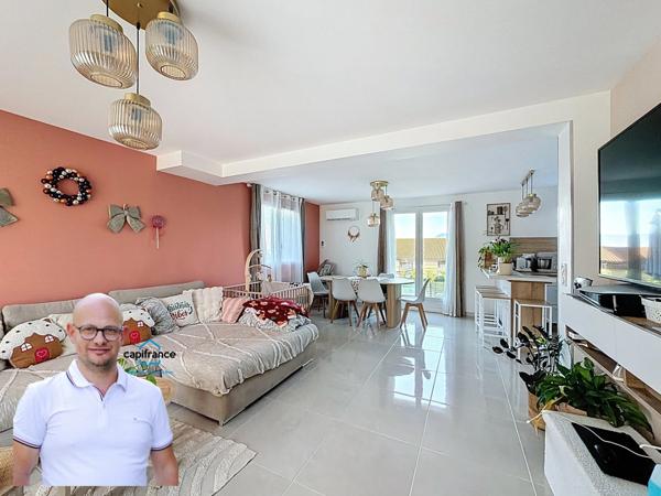 Maison à vendre 5 pièces SAINT JEAN D'AVELANNE (38) sur 950m2 de terrain clos.