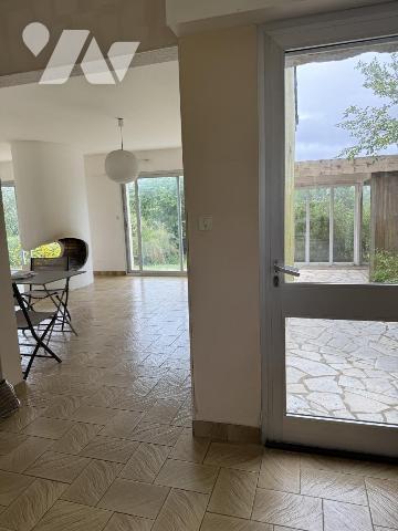 A VENDRE-MAISON VANNES Conleau terrain de 2118 m2 divisible