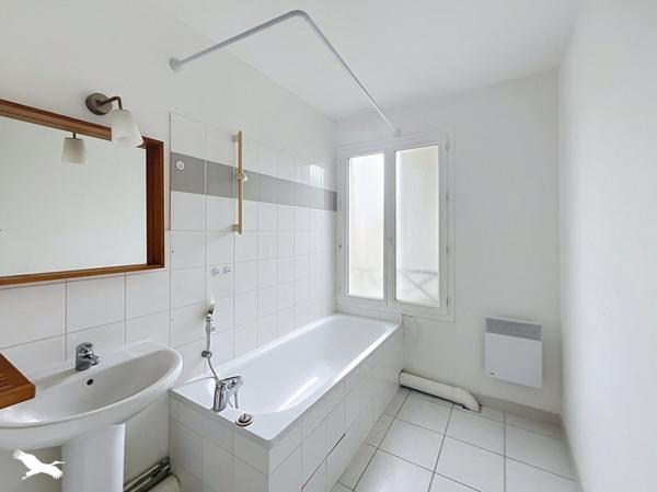 Maison 249 000 € Fargues-Saint-Hilaire 4 p 83 m² DPE D