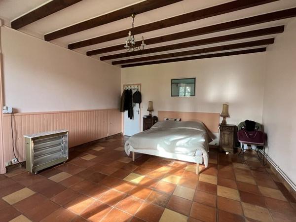 Maison à louer |  Ménesplet |  3 pièces | 137 m²