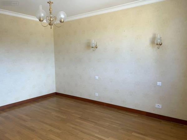 Location - Maison Thiville 28200 7 pièces 193 m 2 650 m 2