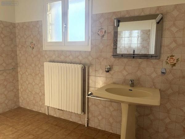 Location - Maison Thiville 28200 7 pièces 193 m 2 650 m 2