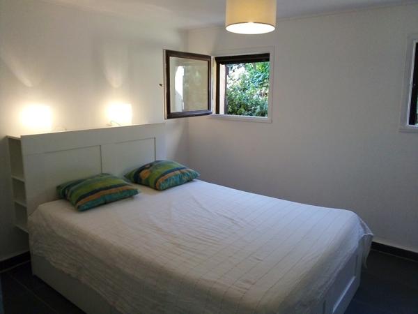 Location 0 l'année : villa T4 sur la Revelata (Calvi) pied dans l'eau - Dispo décembre 2025