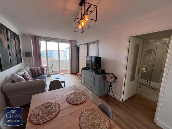 Appartement à louer 3 pièces 65.2m² Canet-en-Roussillon (66140)