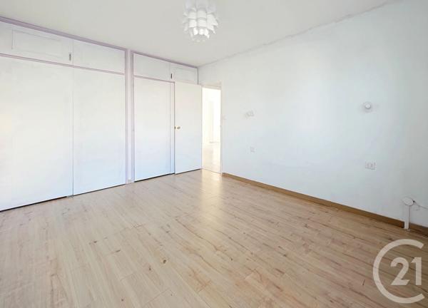 Appartement T3 à vendre  3 pièces - 70,30 m 2   BEZIERS  - 34