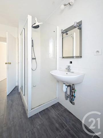 Appartement T3 à vendre  3 pièces - 70,30 m 2   BEZIERS  - 34