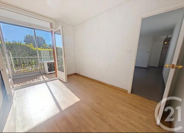 Appartement T3 à vendre  3 pièces - 70,30 m 2   BEZIERS  - 34