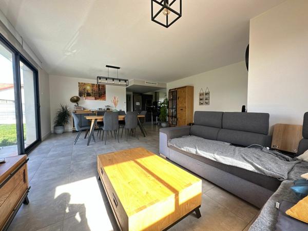 Maison à vendre    4 pièces •  Labastidette
