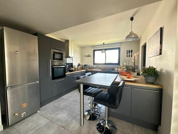 Maison à vendre    4 pièces •  Labastidette