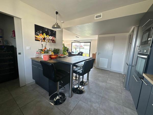 Maison à vendre    4 pièces •  Labastidette