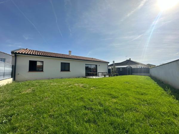 Maison à vendre    4 pièces •  Labastidette