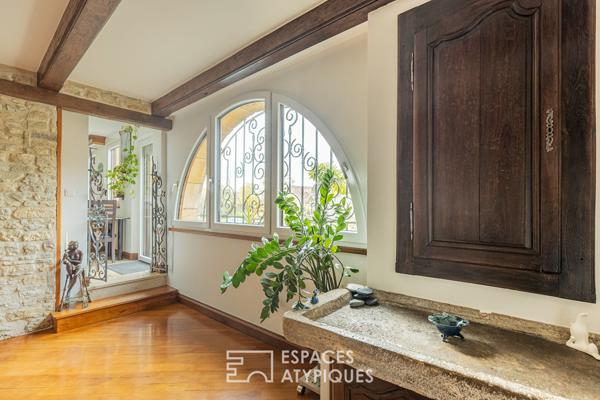 Ancien corps de ferme transformé et sa grange à 20 minutes de Metz