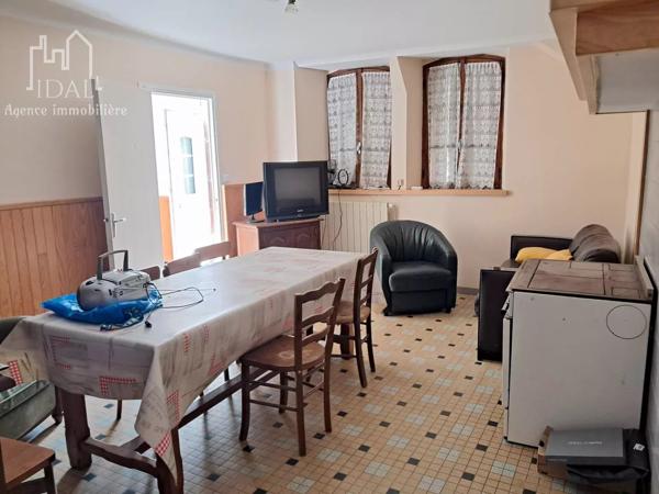 Vente Maison 12 pièces 226 m2 à Saint-Pierre-de-Nogaret