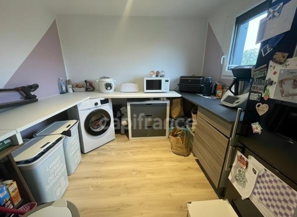 Maison 3 chambres, rénovée avec jardin.