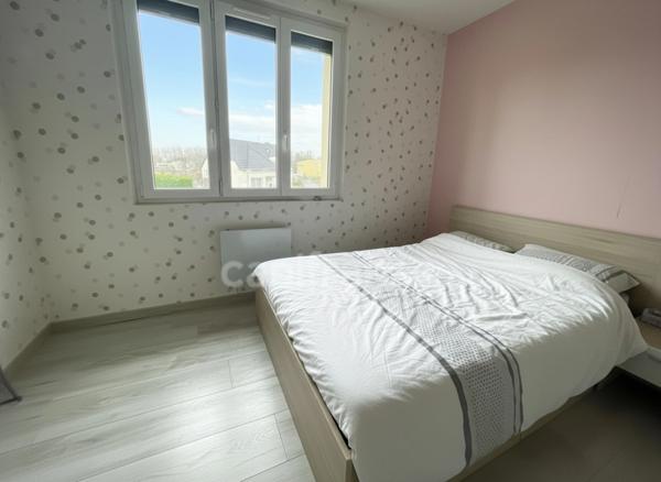 Maison 3 chambres, rénovée avec jardin.